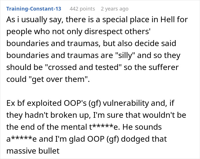 Online post shows guy venting about his girlfriend wanting him to close her closet door, leading to her public clap back. Online post shows guy venting about his girlfriend wanting him to close her closet door, leading to her public clap back.