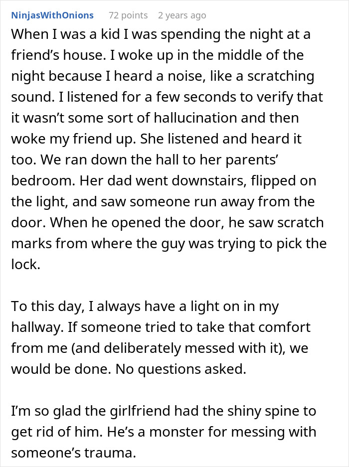 Text post about a guy venting online about his girlfriend wanting him to close her closet door and her public clapback. Text post about a guy venting online about his girlfriend wanting him to close her closet door and her public clapback.