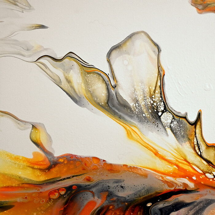 Paint In Motion: My Hypnotic Acrylic Pouring Technique