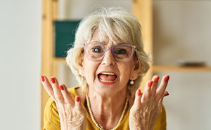 Family Drama Ensues When A Man’s Mom Can’t Follow A Single Rule In His Home