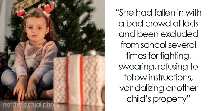 Mom Can’t Handle 7YO And Decides No Christmas Gifts Is A Good Punishment, Folks Online Disagree