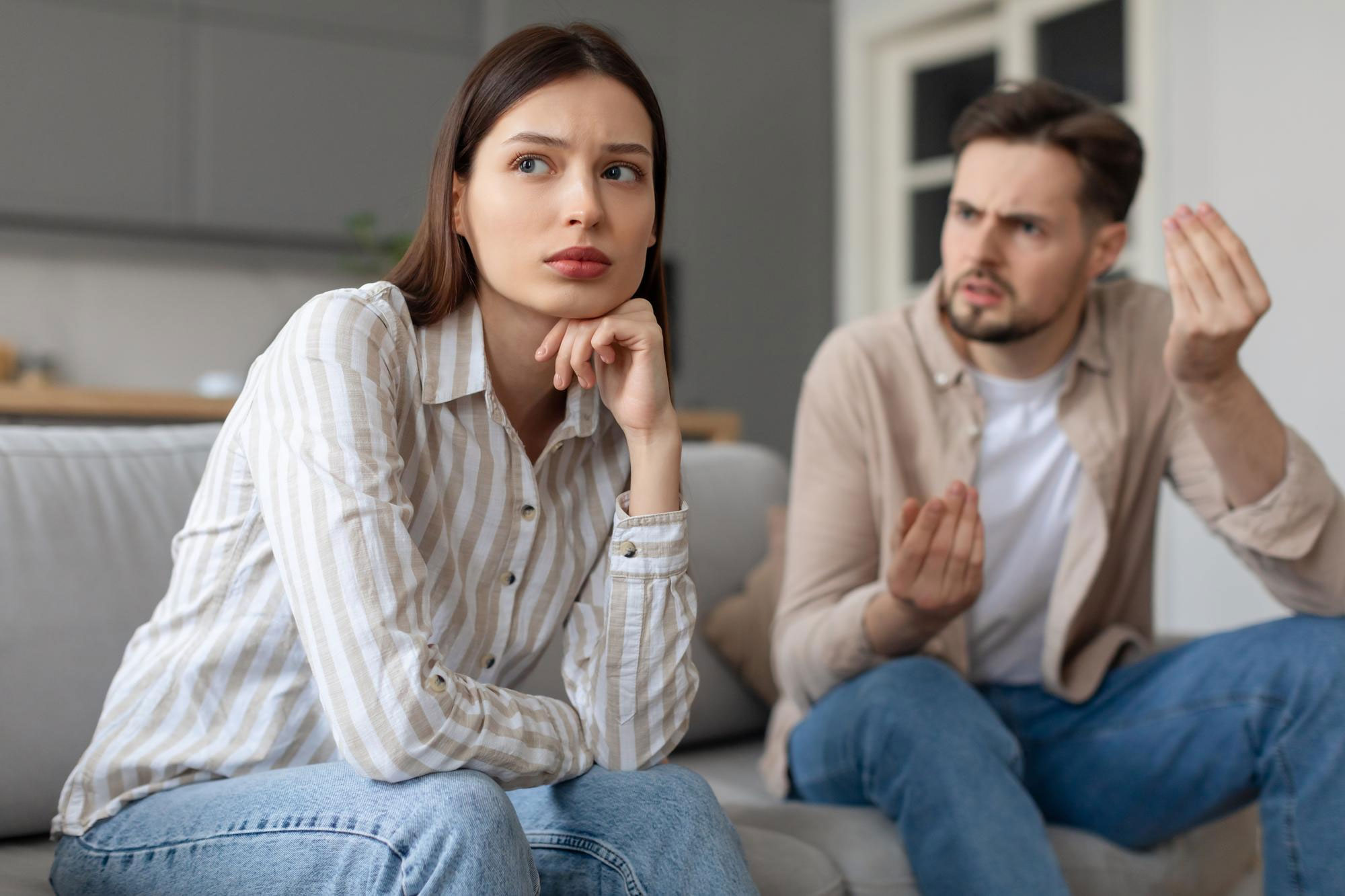 Man Ends 16-Year Marriage After Tracking Wife's Phone And Seeing Where She Went On Night "Walks"