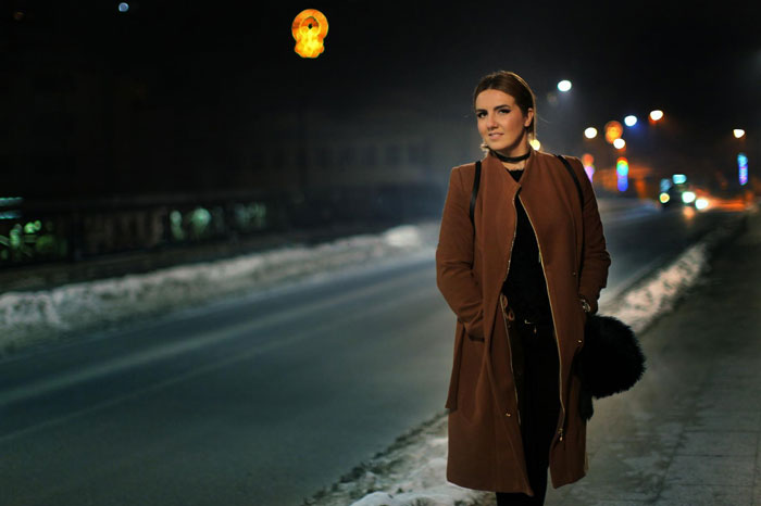 Man Ends 16-Year Marriage After Tracking Wife's Phone And Seeing Where She Went On Night "Walks" Man Ends 16-Year Marriage After Tracking Wife's Phone And Seeing Where She Went On Night "Walks"