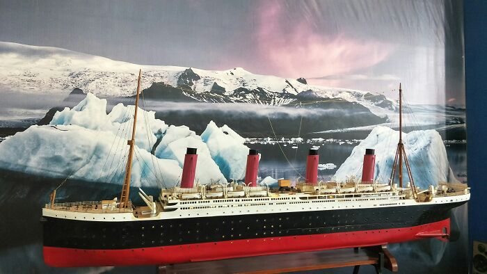 Model of a historic ocean liner displayed indoors with a large icy glacier backdrop showing crazy facts shared online. Model of a historic ocean liner displayed indoors with a large icy glacier backdrop showing crazy facts shared online.