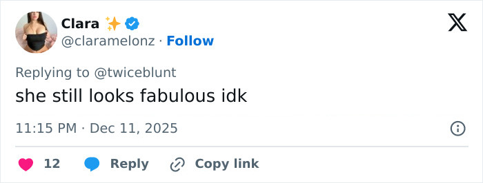 Tweet from user Clara complimenting Emily Blunt's appearance amid plastic surgery rumors after podcast. Tweet from user Clara complimenting Emily Blunt's appearance amid plastic surgery rumors after podcast.