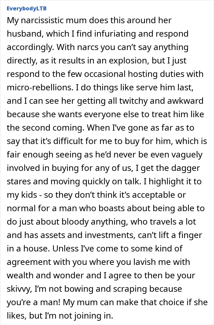 Text post from EverybodyLTB discussing frustration with men feeling entitled to do nothing during Christmas and hosting duties.