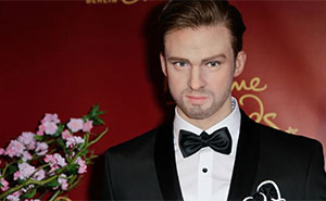 “Who’s That?”: 30 Celebrity Wax Figures Disasters That Look Nothing Like The Real Stars