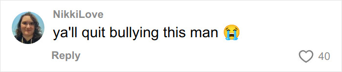 Screenshot of a social media comment addressing Elton John clapping back at fans over a kitchen detail. Screenshot of a social media comment addressing Elton John clapping back at fans over a kitchen detail.