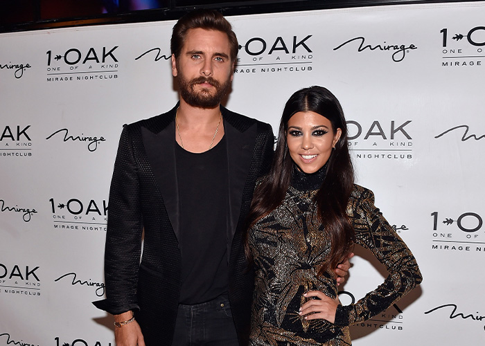 &ldquo;This Family Really Worships Men&rdquo;: Kardashians&rsquo; Gingerbread House Sparks Wild Fan Theories