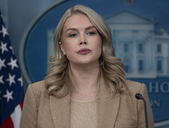 Karoline Leavitt in a close-up photo defended by VF photographer amid alleged lip filler marks mockery. Karoline Leavitt in a close-up photo defended by VF photographer amid alleged lip filler marks mockery.