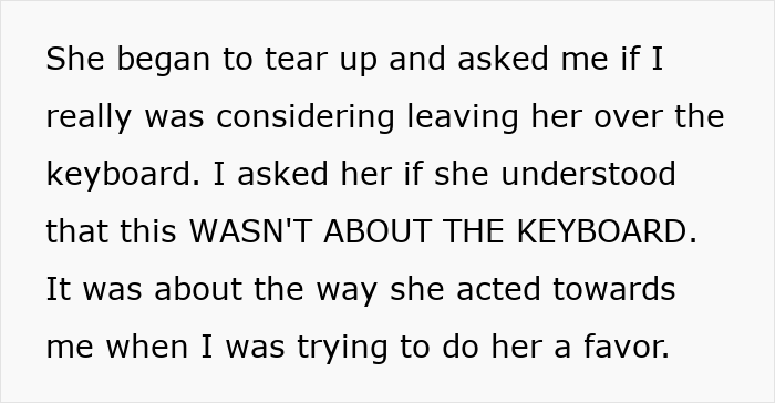 Alt text: Man lends girlfriend a spare keyboard, her reaction leads to him deciding to end the relationship over her behavior. Alt text: Man lends girlfriend a spare keyboard, her reaction leads to him deciding to end the relationship over her behavior.