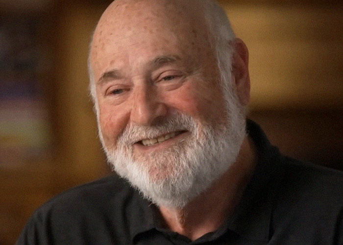 50 Fans Share Their Interactions With The Most Famous People They Ever Met