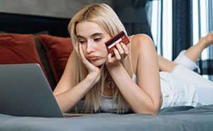 Entitled Mom Shows No Remorse For Stealing Lady’s Identity And Ruining Her Credit Score, She’s Hurt