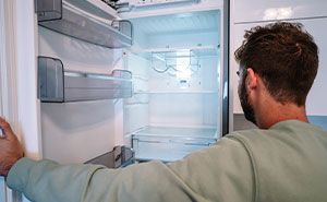 Hosts Demand MIL Replace The Thanksgiving Meal After Her ‘Generous Gesture’; She Agrees, Then Ghosts Them