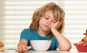 Mom Fakes Son’s Food Allergies For 19 Years, He’s Furious When He Finally Finds Out