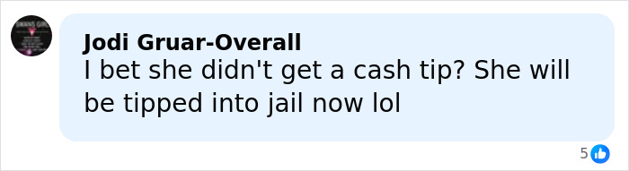 Facebook comment mentioning tipping and jail in relation to DoorDasher pepper-spraying incident with bizarre excuse