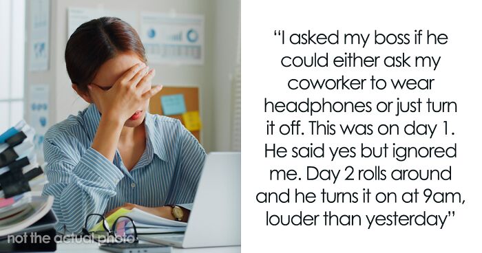 Man Refuses To Stop Blasting Christmas Music In The Office, Coworker Freaks Out And Rage Quits