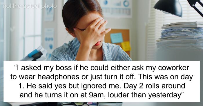 Man Refuses To Stop Blasting Christmas Music In The Office, Coworker Freaks Out And Rage Quits