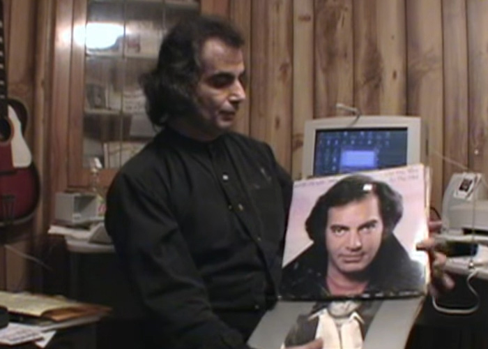 ‘Song Sung Blue’ Character’s Real Son Blasts Hugh Jackman And Kate Hudson As ‘Monsters’ ‘Song Sung Blue’ Character’s Real Son Blasts Hugh Jackman And Kate Hudson As ‘Monsters’