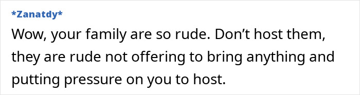 Screenshot of a forum comment discussing family demands and pressure to host Christmas dinner without helping. Screenshot of a forum comment discussing family demands and pressure to host Christmas dinner without helping.