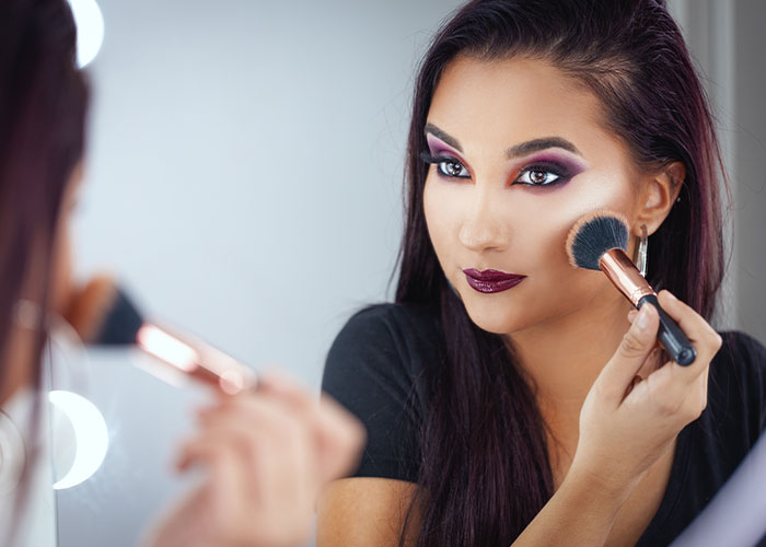 Women Online Roast Men Who Say They Prefer The “No Makeup Look,” Here Are The 51 Best Posts