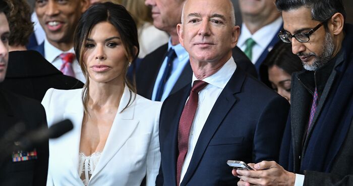 The 2025 Bad Manner Awards Go To These Celebrities, According To A Etiquette Expert