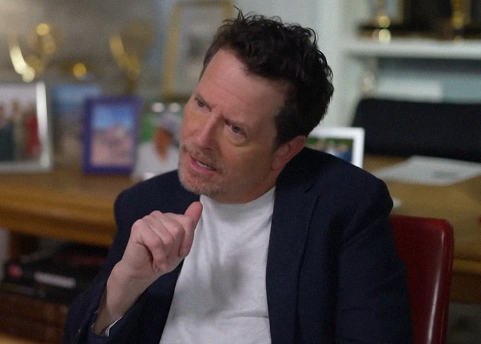 “I Told Him I Didn't Want His Autograph And Walked Away”: 65 Times People Ran Into Celebrities