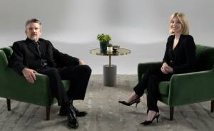 “He Does Not Want To Be There”: Ethan Hawke’s Pairing With Sydney Sweeney Sparks Online Firestorm