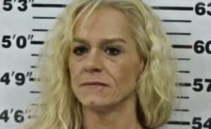 Mom Calls 911 After Kids Eat Her Gummies, But The Internet Is Divided Over Her Arrest