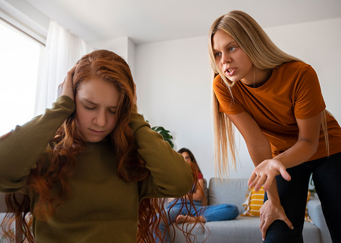Person Reaches A Boiling Point After Vegan Roommate Takes Her &ldquo;Boundaries&rdquo; Too Far