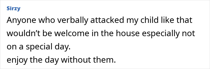 Comment about a mom defending her vegan teen from family criticism and planning to keep toxic relatives away.