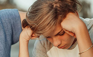 Mom Lets Aunt Raise Her Son Because He “Ruins Their Picture Perfect Family,” Shocked He Starts Calling Her Mom