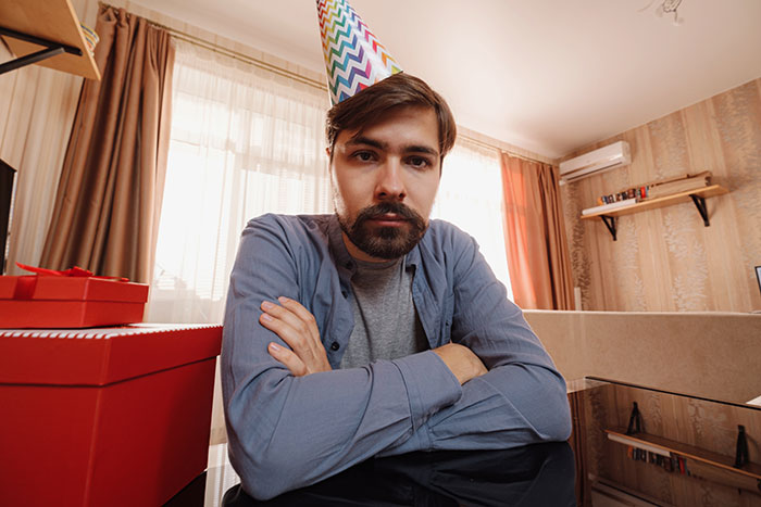 Wife Decides To Focus On Self And Match Hubby's Low Effort In Relationship, He Thinks She's Cheating Wife Decides To Focus On Self And Match Hubby's Low Effort In Relationship, He Thinks She's Cheating