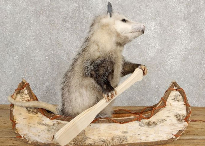 “A Gym Membership”: 70 Of The Most Insensitive And Tasteless Presents People Have Gifted Others