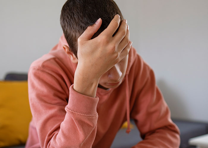 “A Gym Membership”: 70 Of The Most Insensitive And Tasteless Presents People Have Gifted Others