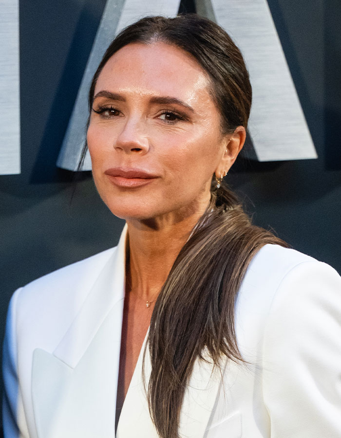 Imagens de Victoria Beckham surgem depois que Brooklyn a acusou de "Inadequado" Dança