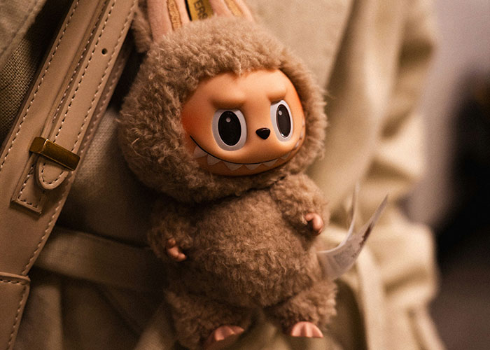 Family Drama Erupts After 12-Year-Old Gets Rare Labubu Christmas Gift Worth $170 Family Drama Erupts After 12-Year-Old Gets Rare Labubu Christmas Gift Worth $170