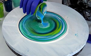 Straight Pour Acrylic Painting With A Wreck | Soft Feathers & Flowing