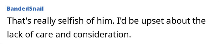 Screenshot of a comment criticizing a man for eating his pregnant partner’s craving treat, highlighting selfish behavior. Screenshot of a comment criticizing a man for eating his pregnant partner’s craving treat, highlighting selfish behavior.