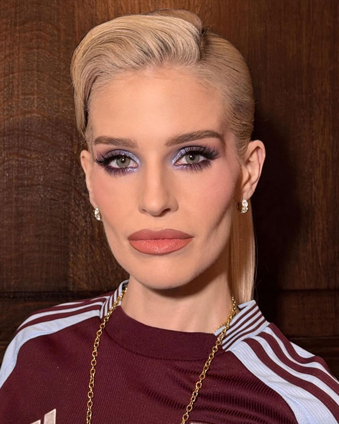 Kelly Osbourne close-up portrait with styled blonde hair and makeup, fans urging her to seek help after recent video. Kelly Osbourne close-up portrait with styled blonde hair and makeup, fans urging her to seek help after recent video.