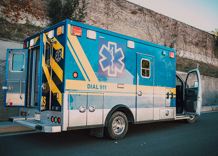 911 Operators Share The 50 Dumbest Calls They Ever Received