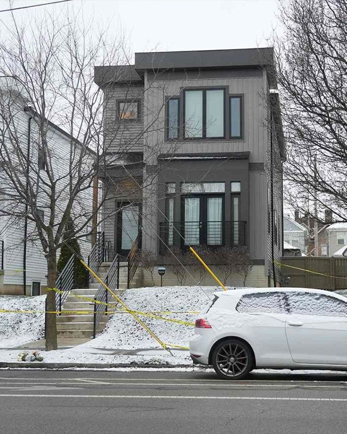 Ohio house with police tape outside, related to ex FBI agent’s insight on twisted homicide of dentist and wife. Ohio house with police tape outside, related to ex FBI agent’s insight on twisted homicide of dentist and wife.