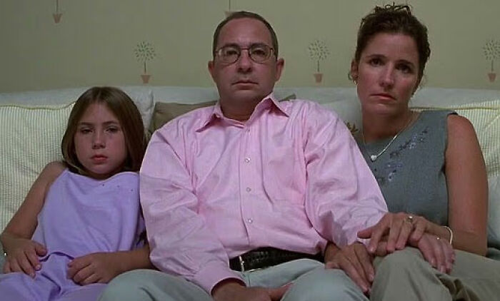 Tommy Lee Jones' Daughter Victoria, 34, Found Deceased In Ritzy San Francisco Hotel Tommy Lee Jones' Daughter Victoria, 34, Found Deceased In Ritzy San Francisco Hotel