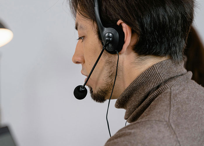 911 Operators Share The 50 Dumbest Calls They Ever Received