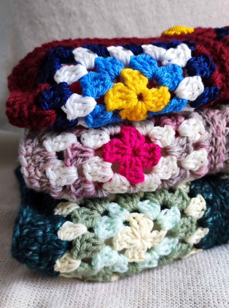 Violeta's Book Blanket, 96 Granny Squares Based On Book Covers