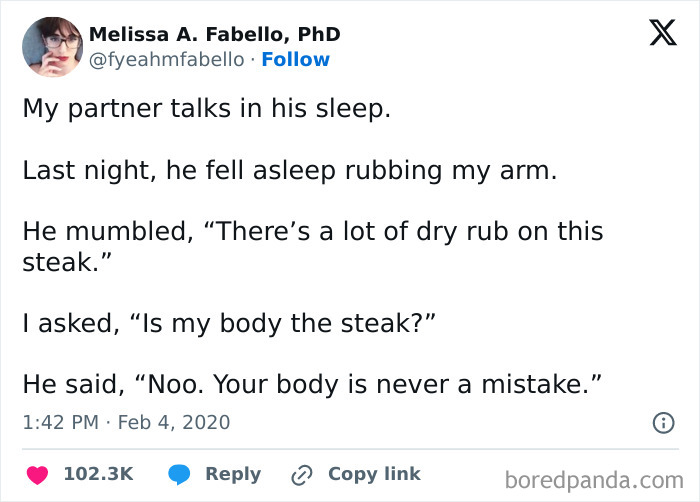 Tweet sharing a funny example of someone talking in their sleep, highlighting humorous sleep talking moments.