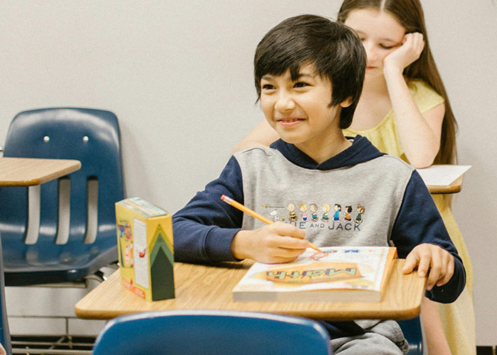 62 Times Children Told Teachers Unfiltered Family Secrets That Left Them Shocked