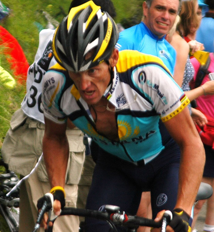 40 Celebs Who Lost It All And Only Have Themselves To Blame