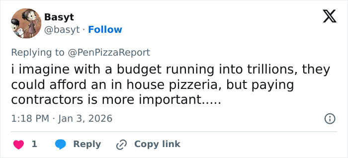 Tweet about Pentagon pizza spending amid Venezuela attack, discussing budget priorities and contractor payments.