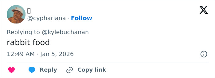 Fans Appalled By The Food At Critics Choice Awards After Star Brutally Calls It Out On Stage Fans Appalled By The Food At Critics Choice Awards After Star Brutally Calls It Out On Stage